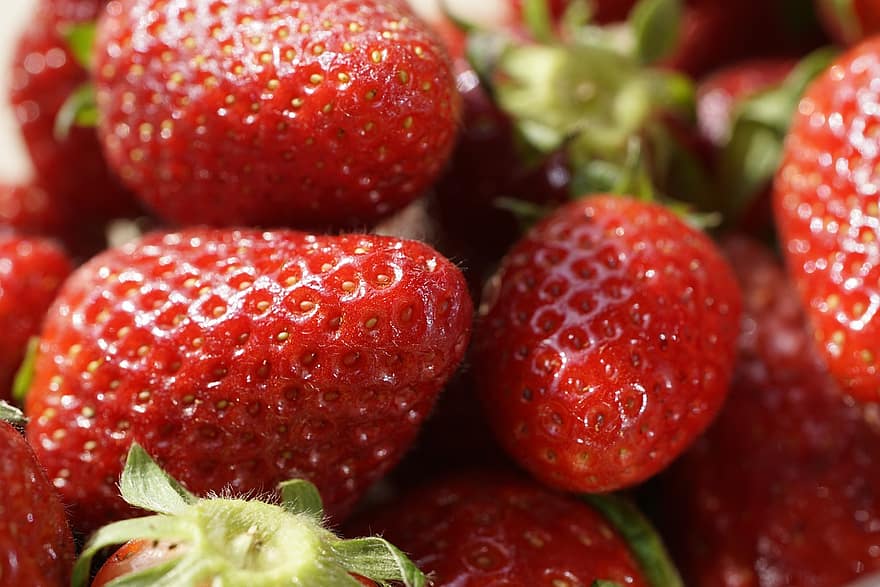 пресни ягоди, ягоди, плодове, зрели ягоди, свежест, ягода, едър план, храна, зрял, плодови плодове, здравословно хранене