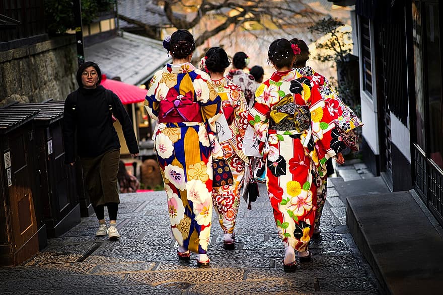 kobiety, ulica, kimono, kostium, z powrotem, kolorowy, starożytny, tradycja, turystyka, język japoński
