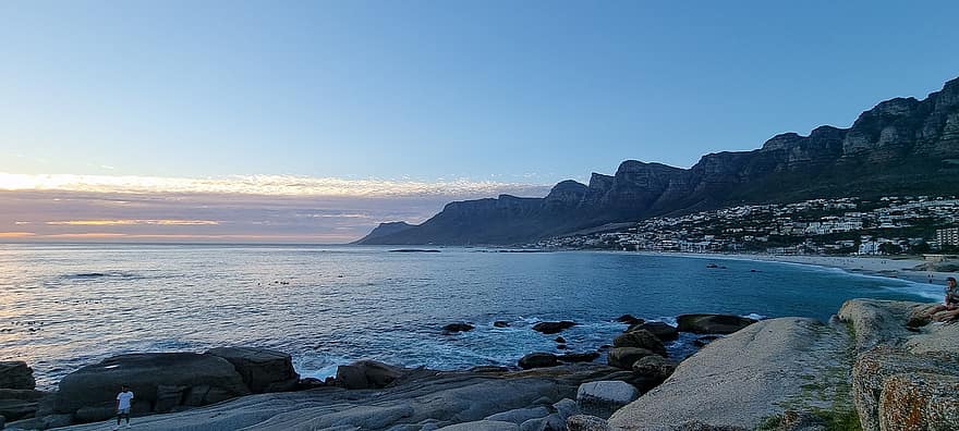 camps bay, Città del Capo, oceano, tramonto, montagne, costa, città, rocce, riva, acqua, Sud Africa