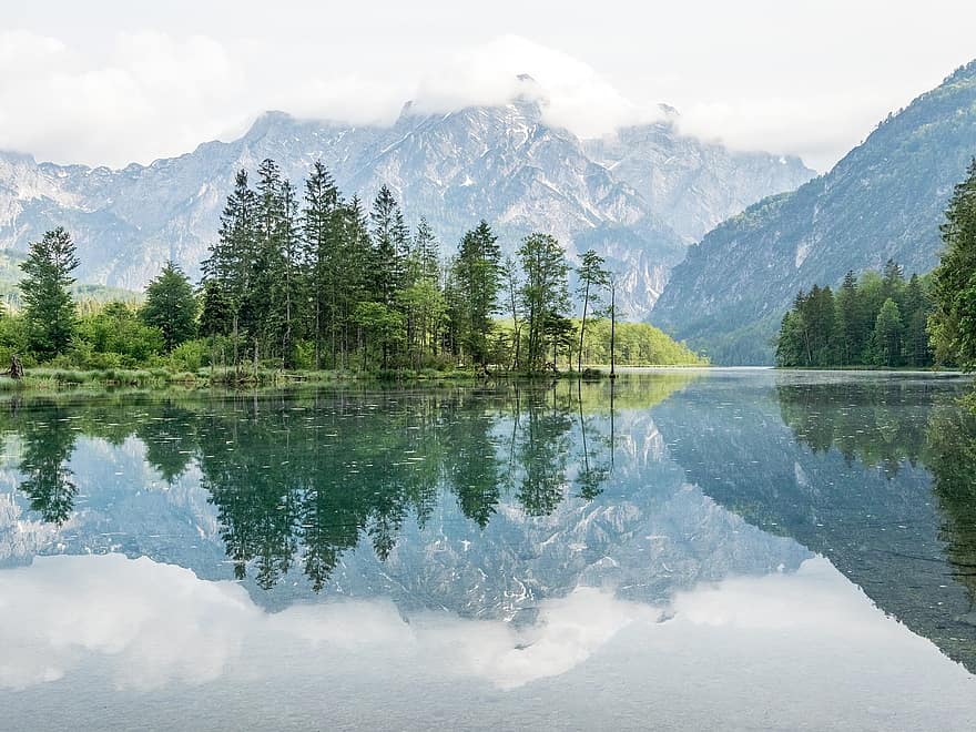 湖、山岳、アルムゼー、自然、Grünauim Almtal、ザルツカンマーグート、オーストリア、エステライヒ、アルプス、木、風景