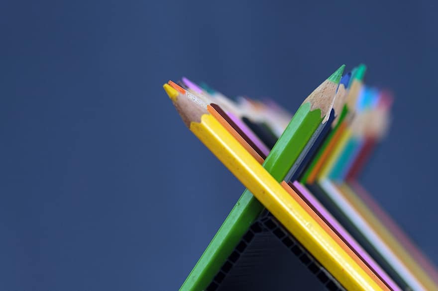 creioane colorate, model, artă, creativitate