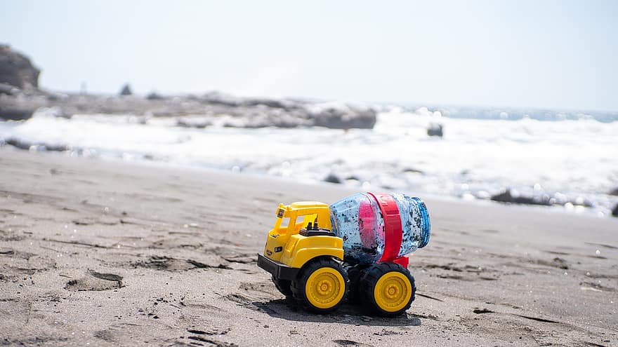 xe tải đồ chơi, bờ biển, cát, biển, phong cảnh, mùa hè, đồ chơi, kỳ nghỉ, vui vẻ, đứa trẻ, đường bờ biển