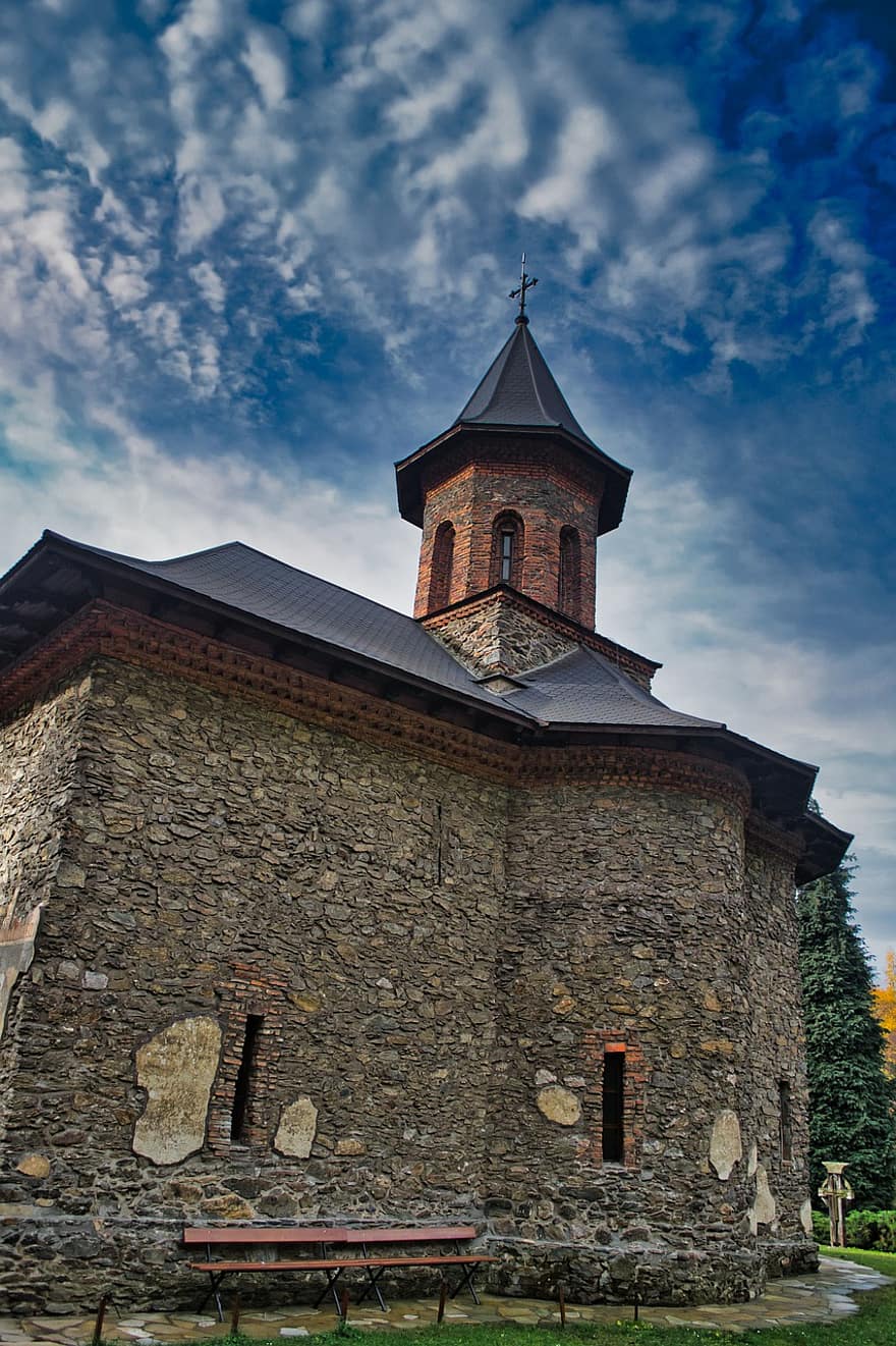 Mănăstirea Prislop, mănăstire, pădure, România, Transilvania