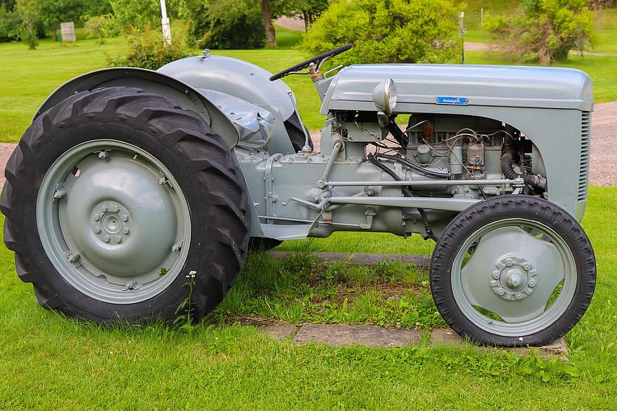 Tractor, Motor, Engine, Lamp, Vehicle, Machine, Agricultural, Transport, Equipment, Vintage, Farm