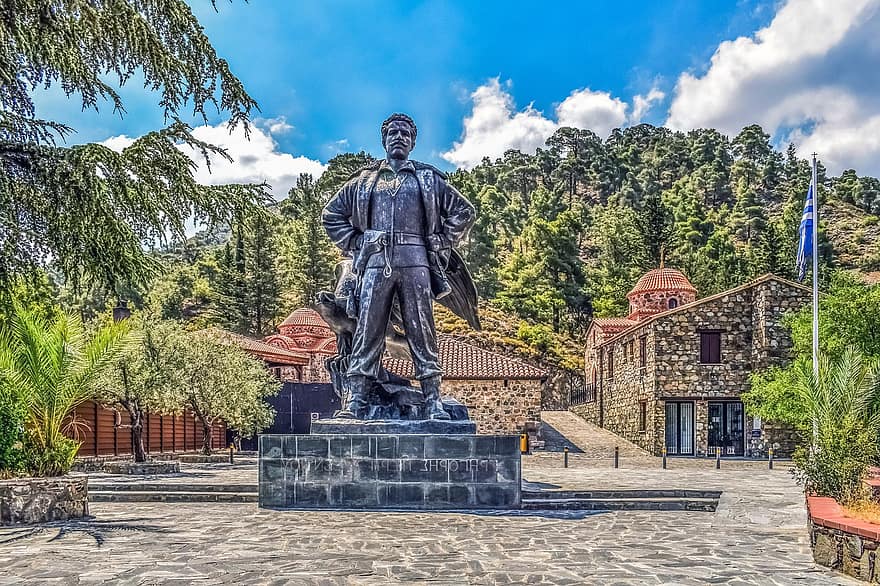 estatua, grigoris afxentiou, Chipre, memorial