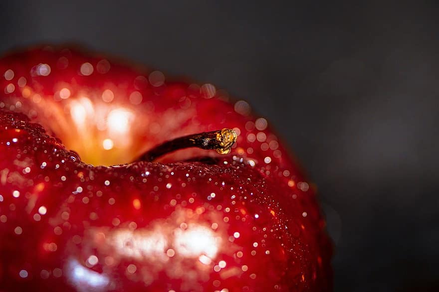 яблоко, красный, созревший, красное яблоко, свежее яблоко, вкусные, красный фрукт, капли воды, пищевые обои, Хрустящий свежий, текстура