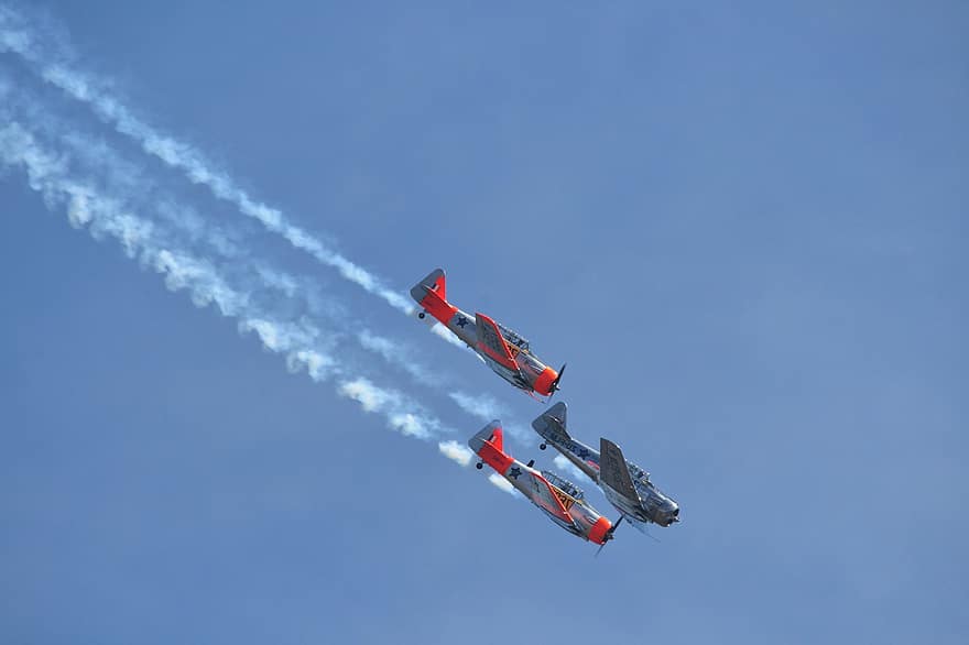 nordamerikansk t-6 texan, Trenerfly, luftfart, formasjonsflygende, luft forestilling, flying, stunt, luftfartøy, blå, fly, propell
