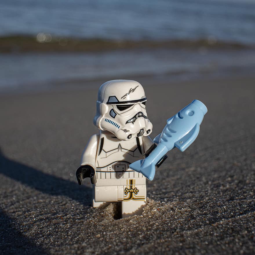 лего, stormtrooper, риба, плаж, крайбрежие, играчка, хора, пясък, оловен войник, пластмаса, робот