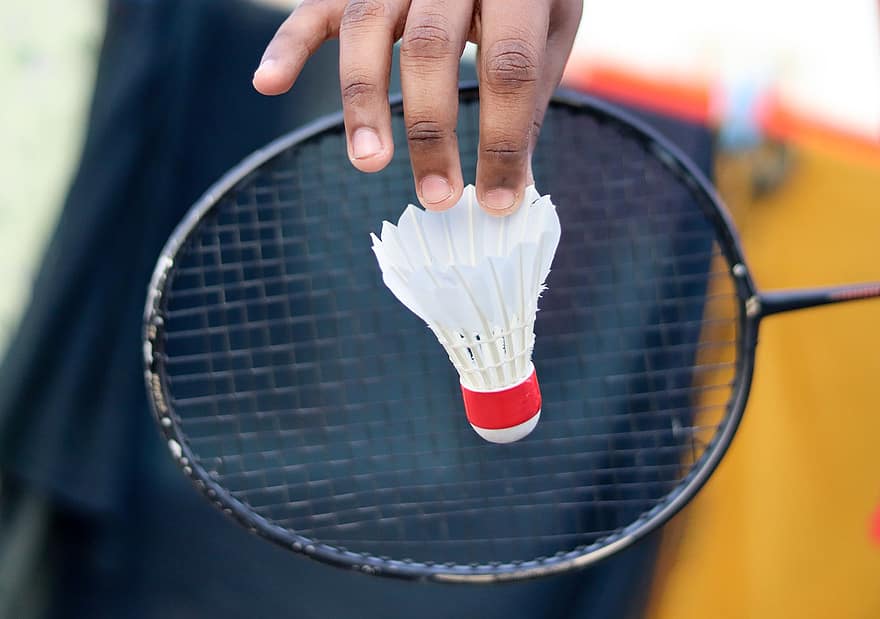 Badminton, Racket, Shuttlecock, Sport, Badminton Racket, Feathers, Activity, Birdie, Competition, Equipment, Game