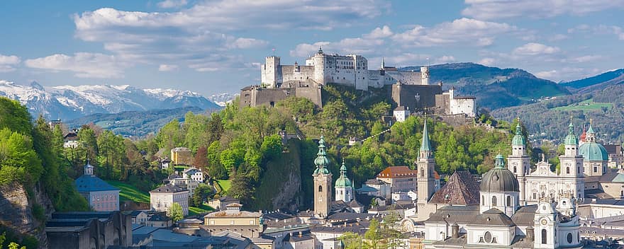 Залцбург, град Моцарт, крепост, исторически център, град, архитектура, замък, панорама, църкви, туризъм, исторически