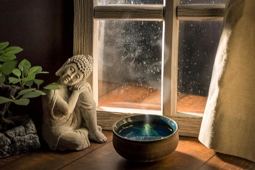 asetelma, buddhan patsas, ikkuna, sade, rentoutuminen, hyvinvointi, sisällä, kodin huone, puu, talvi-, kodin sisustus