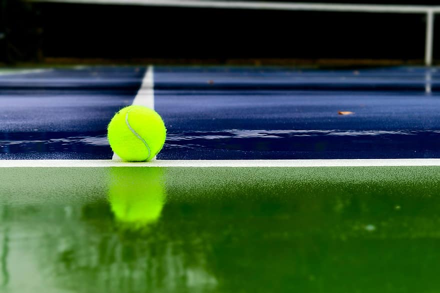 μπάλα τένις, τένις, άθλημα, μπάλα, γήπεδο τέννις, γκρο πλαν, ανταγωνιστικό άθλημα, ανταγωνισμός, εξοπλισμός, μπλε, κίτρινος