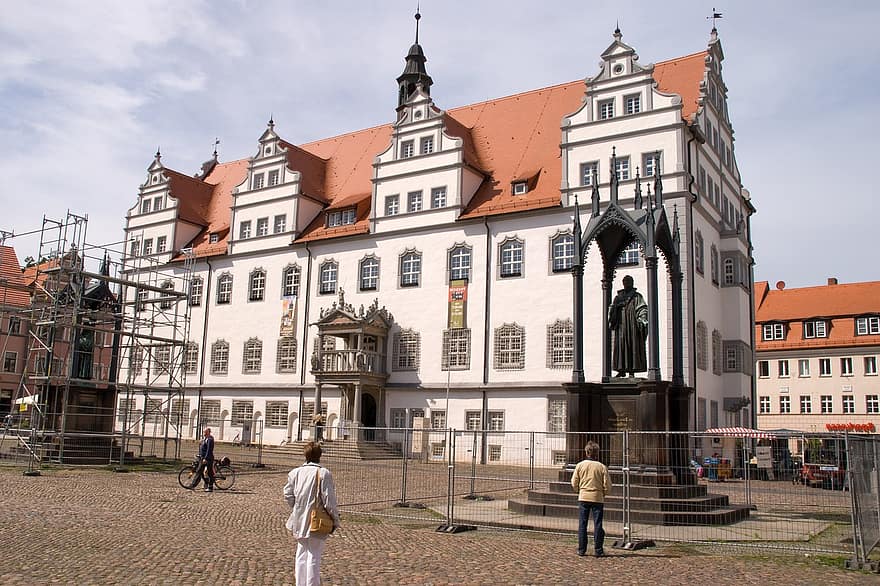 Lutherin muistomerkki, kaupungintalo, historiallinen, Wittenberg, parveke, arkkitehtuuri, kuuluisa paikka, viljelmät, rakennuksen ulkoa, historia, rakennettu rakenne