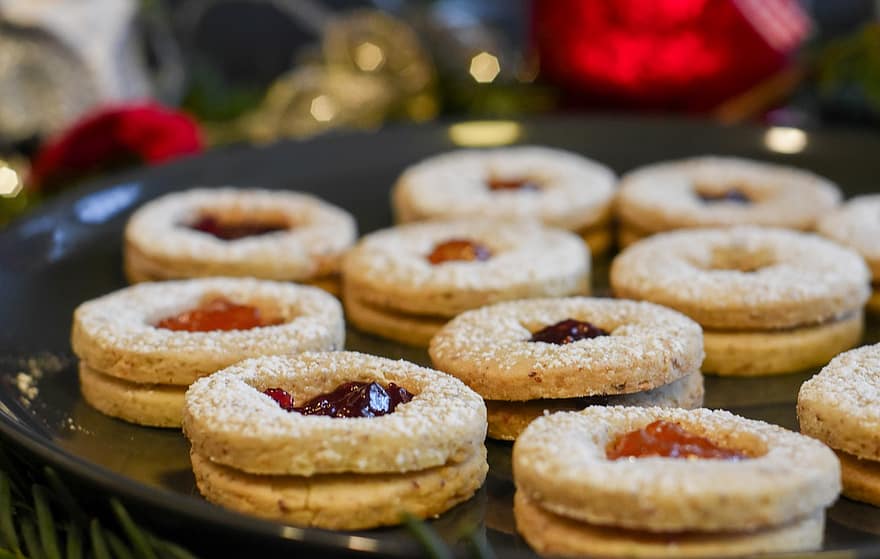 Cookies, Christmas Cookies, Plate, Plate Of Cookies, Treats, Desserts, Sweets, Bake, Baked Goods, Christmas, Pastries