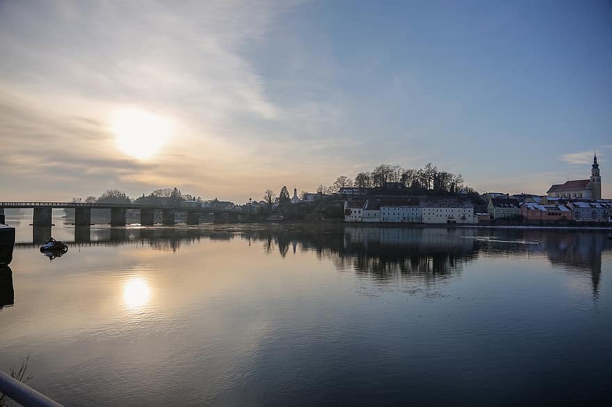 râu, oraș, Schärding, reflecţie, pod, clădiri, soare, lumina soarelui, iarnă, rece, de iarnă