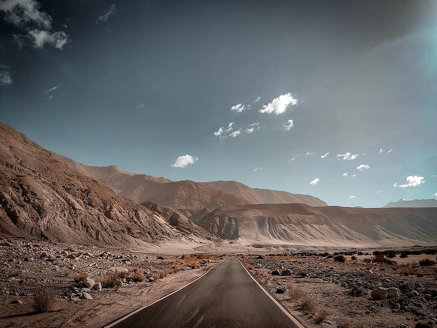 ladakh, Leh, Índia, natureza, panorama, cultura, monge, viagem, montanha, areia, seco