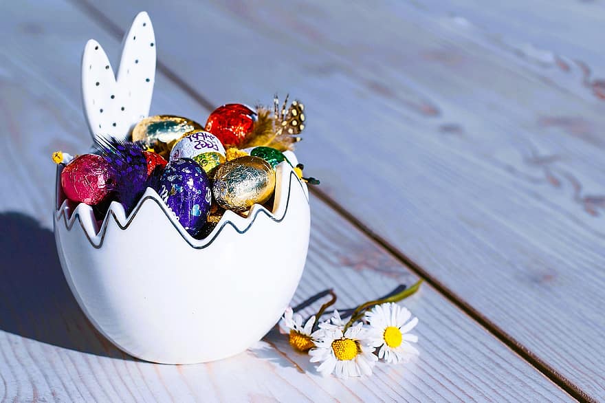 Великденски заек, заек, Великден, Шоколадови великденски яйца, Великденска украса, колекцията за Великден, Великденски мотив, Великденска тема, Честит Великден, Великденски поздравления, хранене