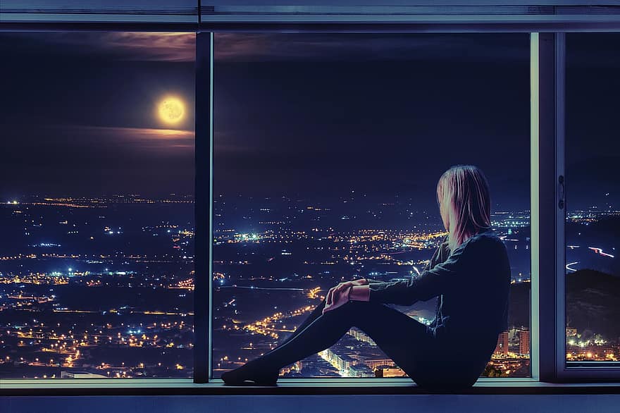 mulher, sentado, janela, lua, pela janela, luar, paisagem urbana, luzes da cidade, período noturno, noite
