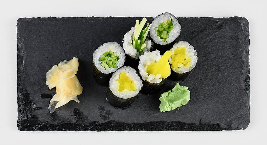 Sushi, rouleaux de sushi, maki californie, nourriture japonaise, cuisine japonaise, Rouleaux de Californi
