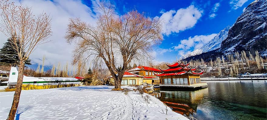 budynek, pagoda, rzeka, śnieg, ogród, Shanrilla Resorts Skerdu Pakistan, Shanrilla