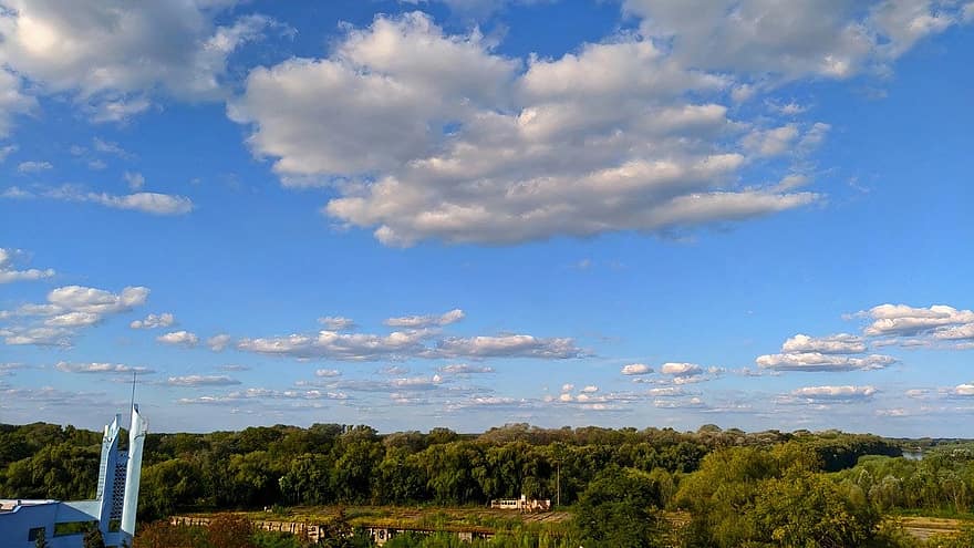 небо, Чернігів, сільській місцевості, блакитний, літо, хмара, сільська сцена, краєвид, день, дерево, луг