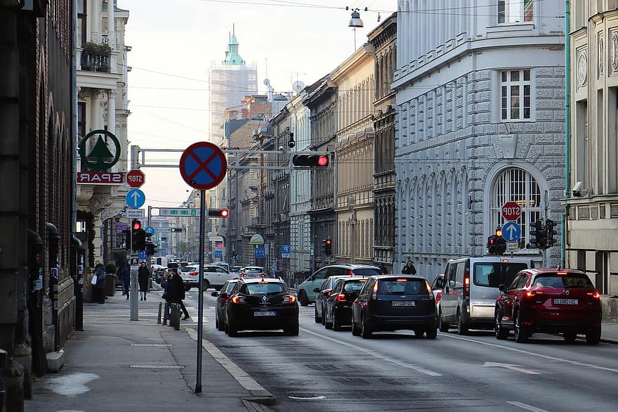Zagreb, by, gate, bygninger, Urban, byliv, trafikk, bybildet, bil, bygge eksteriør, arkitektur
