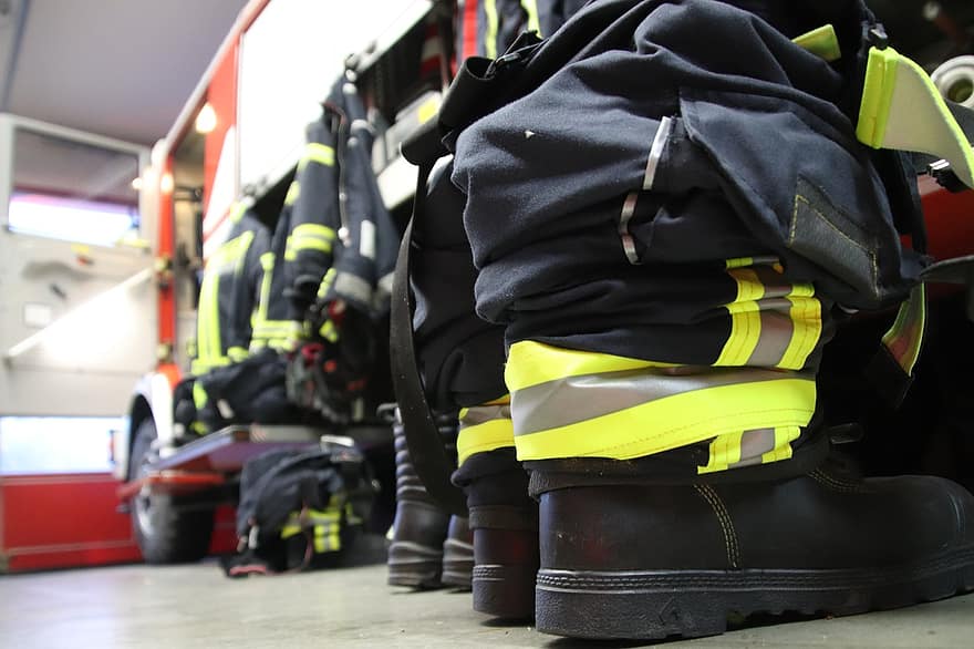 chuteiras, uniforme, bombeiro, roupas, Equipamento de proteção, segurança, prontidão, combate a incêndios, voluntário, corpo de Bombeiros