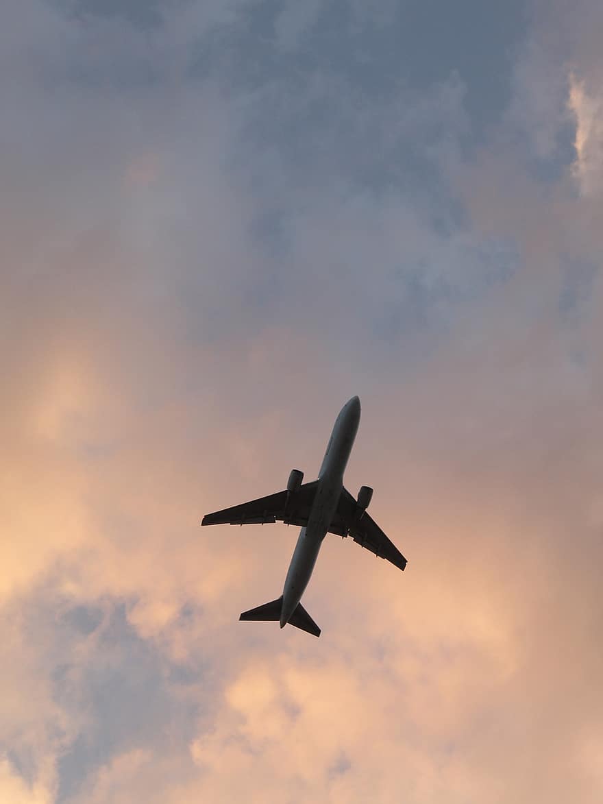 αεροπλάνο, αεροσκάφος, επίπεδο, σύννεφα, η δυση του ηλιου, πέταγμα, Μεταφορά, εμπορικό αεροπλάνο, τρόπο μεταφοράς, ταξίδι, πτέρυγα αεροπλάνου