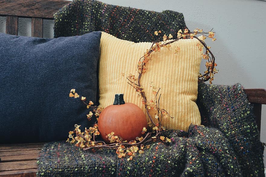 estetica autunnale, zucca, colori autunnali, Home decor, autunno, cuscini, scena d'autunno, miele, interno, Impostazione autunnale