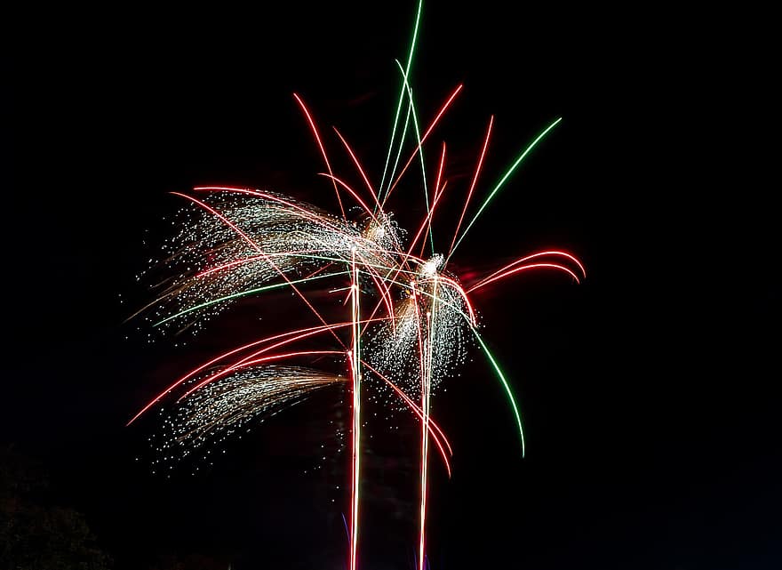 fuochi d'artificio, scintille, notte, esplosione, splendore, sera, festa, divertimento, celebrazione, che esplode, multicolore