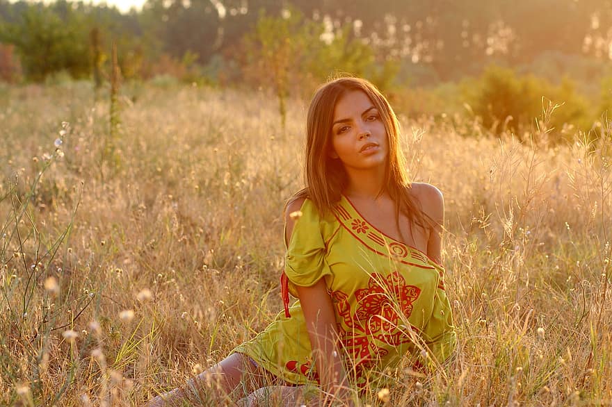 Girl, Grass, Sunset, Light, Nature, In The Evening, Bfe, Brown Eyes