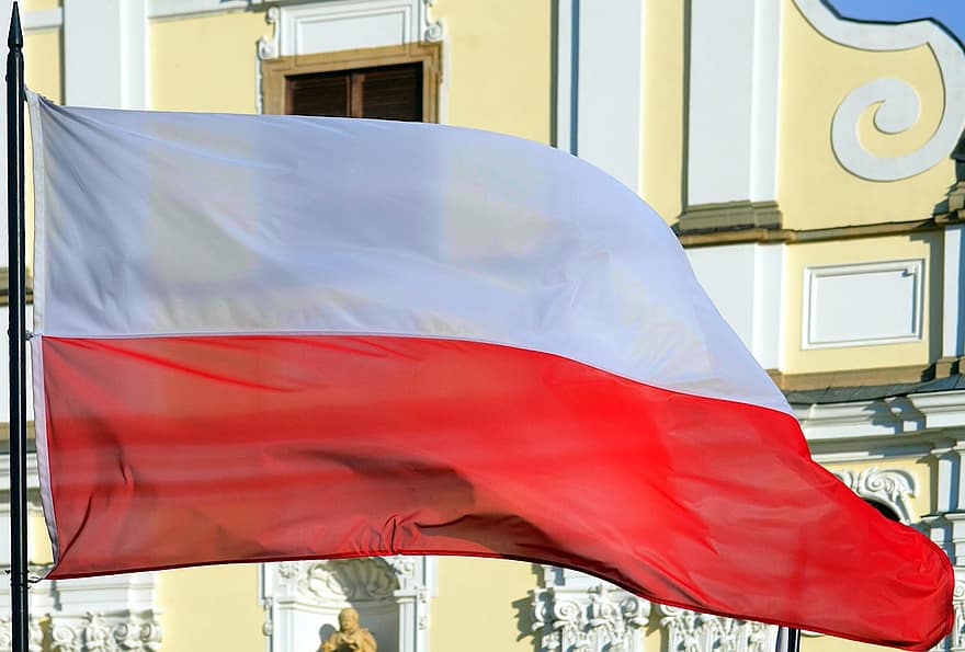 Pologne, drapeau, mât de drapeau, drapeau polonais, en volant, couleurs nationales, drapeau national