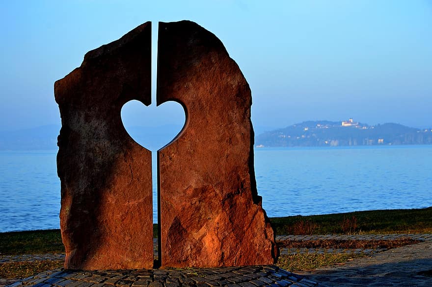 akmuo, paminklas, širdis, ežeras, Balatono ežeras, zamárdi, siaurai, somogy