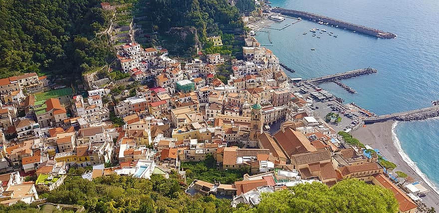 amalfi, Włochy, miasteczko na wybrzeżu, wyspa