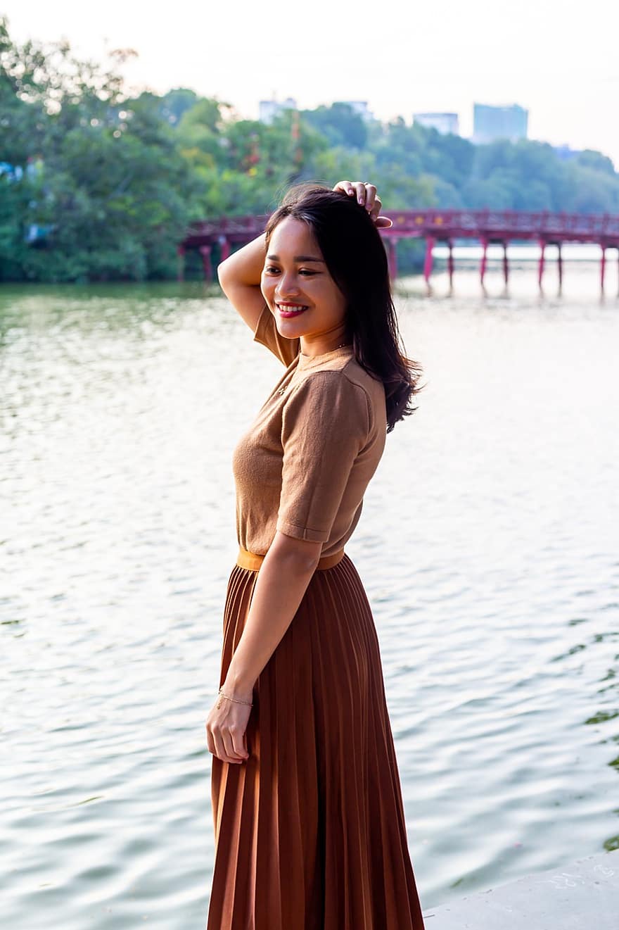 Ханой, женщина, река, портрет, Вьетнам