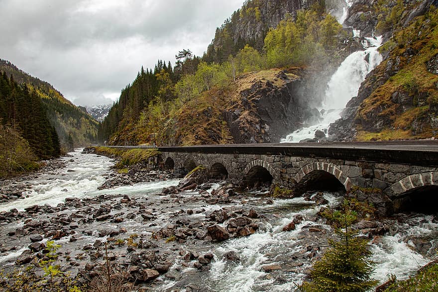 cascata, montagne, fiume, strada, Norvegia, natura, acqua, rocce, foresta, montagna, paesaggio