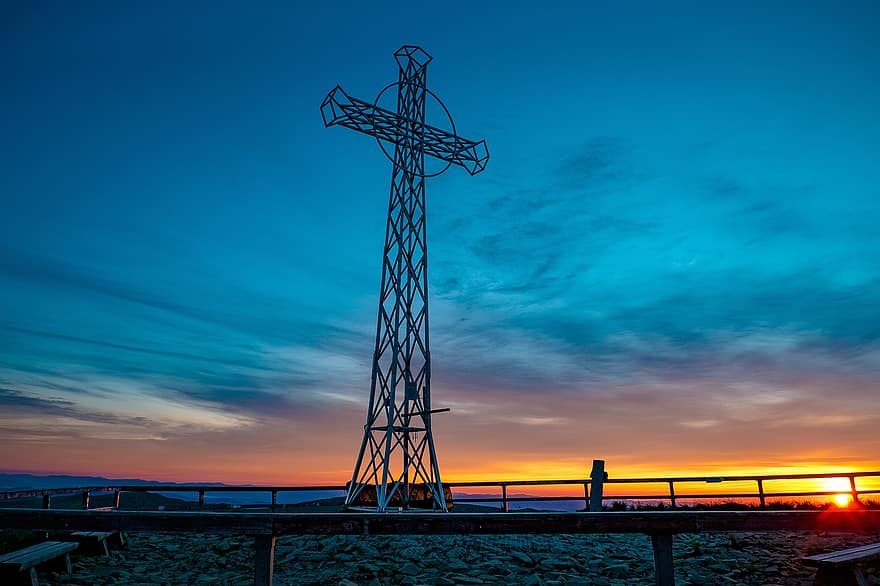 attraversare, Croce Tarnica, cima della montagna, croce di metallo, picco, tramonto, punto di riferimento, destinazione, Tarnica, Bieszczady