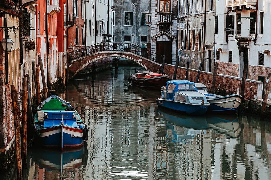 boten, kanaal, gebouwen, brug, waterweg, water, stad, stedelijk, Venetië