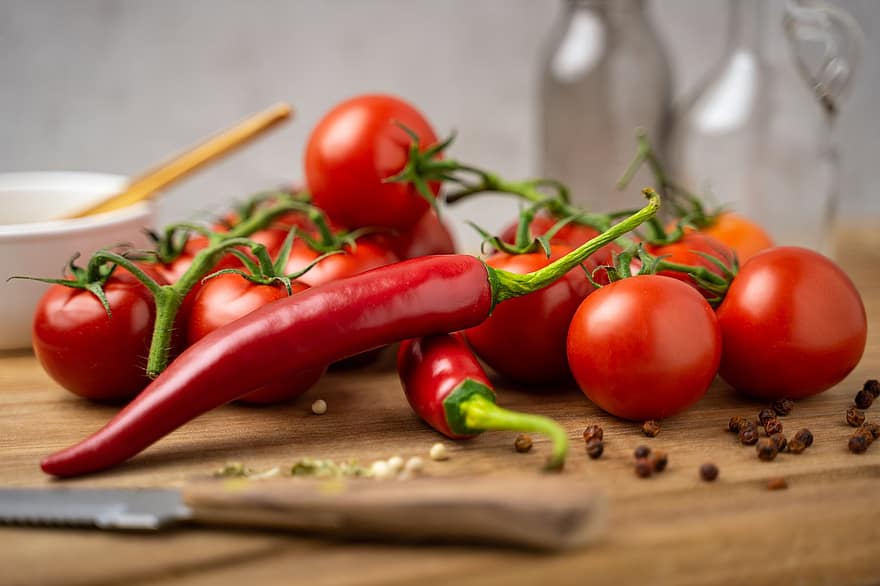 tomater, kniv, håndklæde, peber, chili, træ, ernæring, mad, spise, rød, baggrund