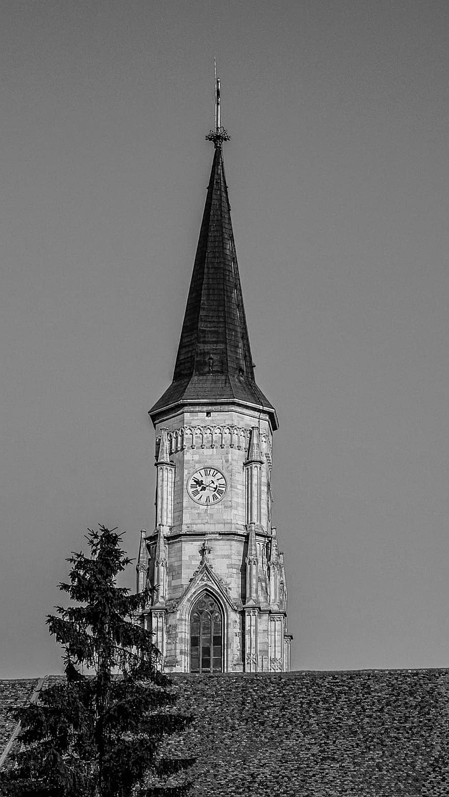 Church, Tower, Monochrome, Matthias Church, Roof, Architecture, Building, Landmark, Historic, Monument, Structure