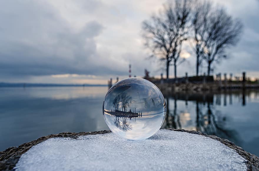 レンズボール、Glass Phere、湖、自然、反射、オーストリア、風景、冬、水、青、球体