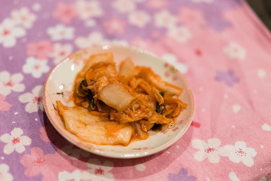 Kimchi, nourriture coréenne, plat d'accompagnement, cuisine coréenne, fin gourmet, Corée du Sud