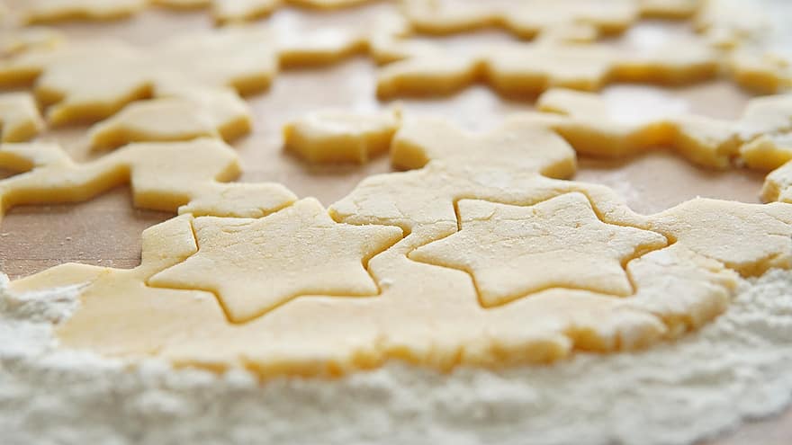 étoiles de noël, biscuits, pâte, farine, biscuits au beurre, aliments, cuisson, Coupe de biscuits, biscuits de Noël, des pâtisseries, bonbons
