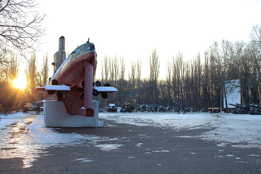 UdSSR, Sowjetunion, Park, Denkmal, Erinnerung, Winter, Sonnenuntergang, U-Boot, Krieg