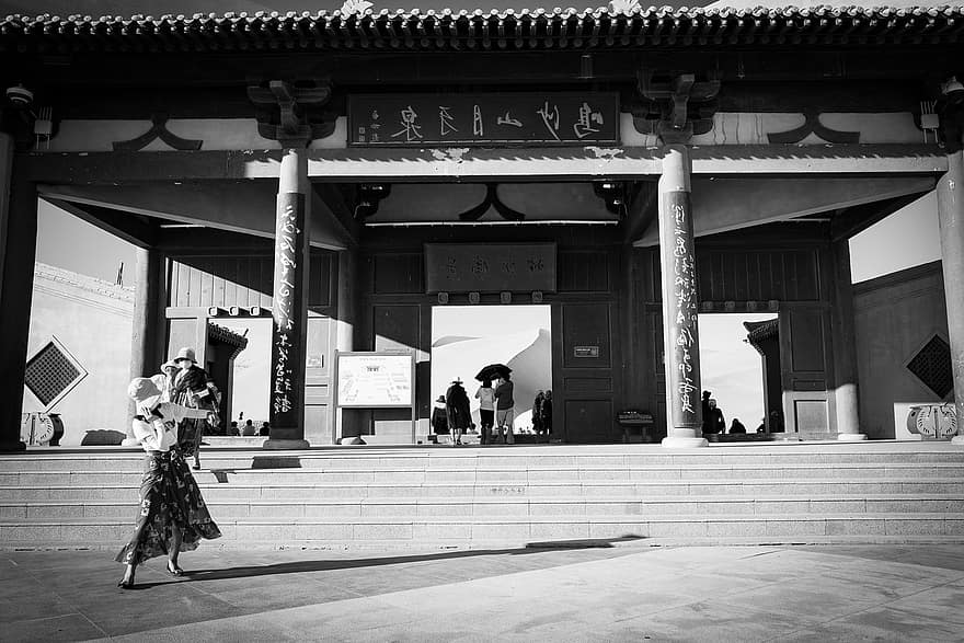 Tempel, Mogao-Höhlen, Dunhuang, Touristen, Menschen, Religion, Buddhismus, historisch, Erbe, Touristenattraktion, Mingsha