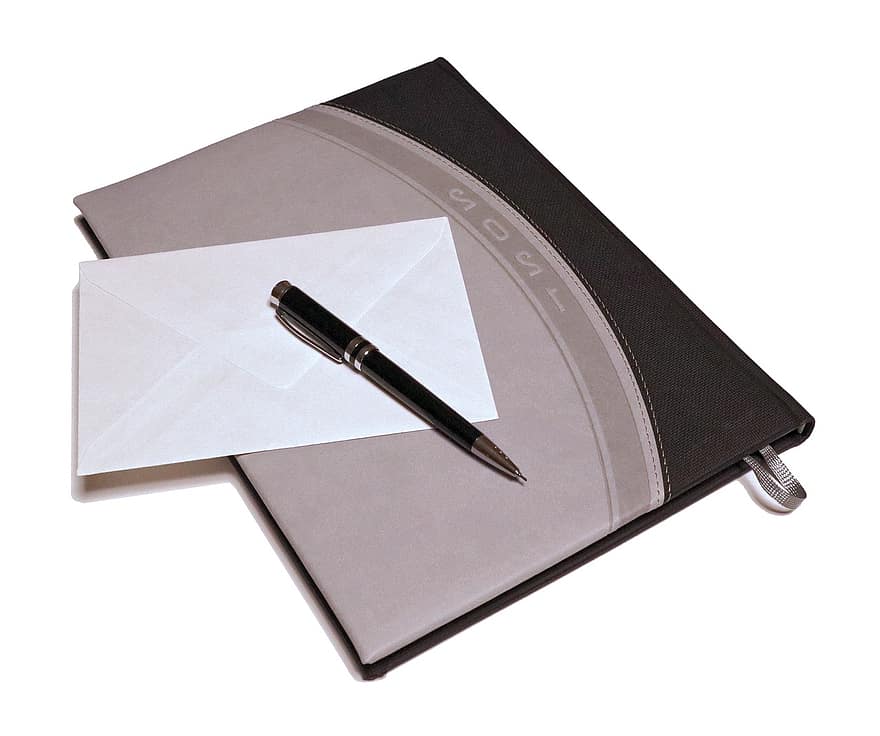 pena, amplop, buku catatan, susunan acara, buku harian