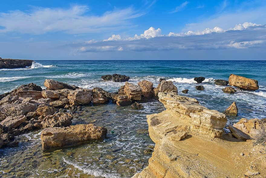 kivinen rannikko, kiviä, meri, ranta, merenranta, aallot, luonto, maisema, Kapparis, Kypros, geologia