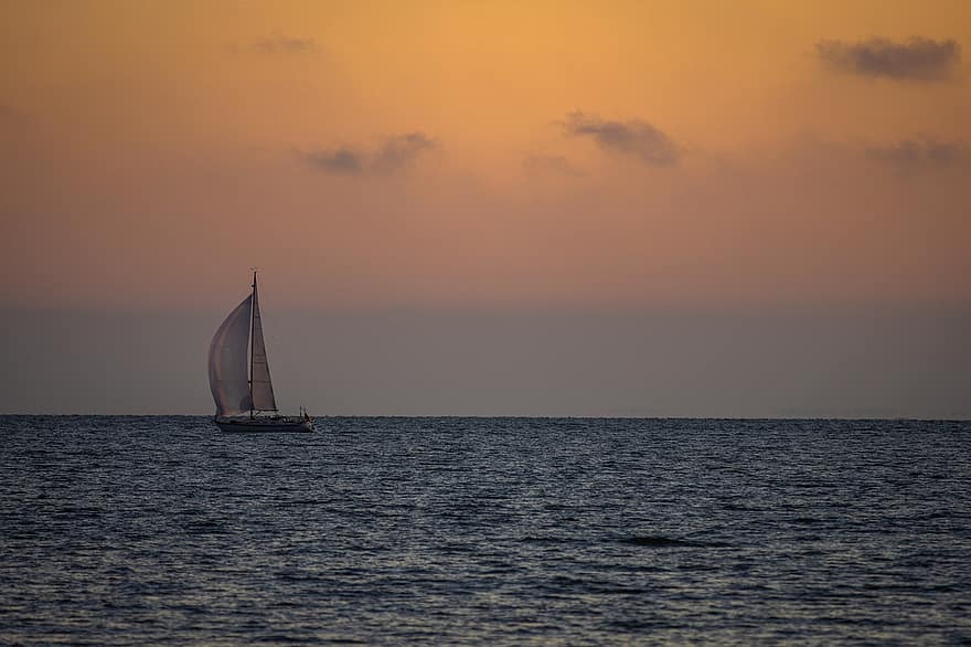 Meer, Boot, Segeln, Segelboot, Horizont, Ozean, Wasser, Natur, Sonnenuntergang, Dämmerung