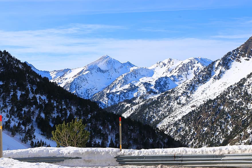 muntanyes, neu, hivern, buits de neu, fred, Serra, arbres, bosc, carretera, naturalesa, paisatge nevat