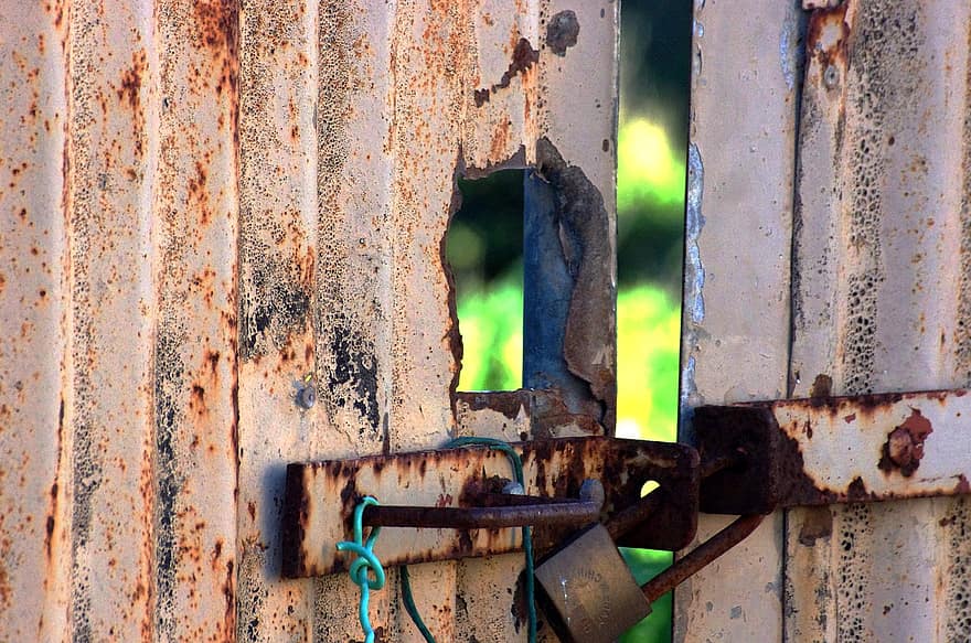 南京錠、ドア、セキュリティ、ゲート、ロック、庭園、フィールド、さびた、古い、金属、鋼